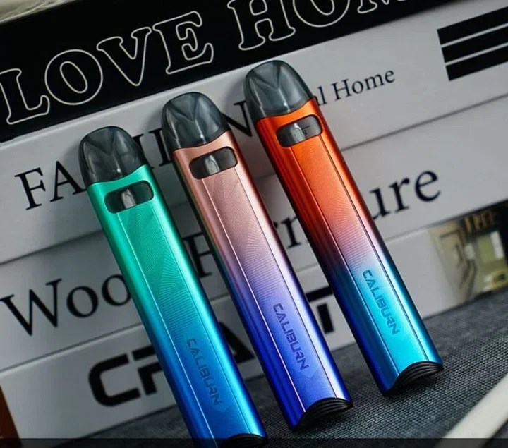 UWELL Caliburn A3 咖哩棒推薦|注油主機套裝/A3 空倉 4 入組|台灣現貨 1 原裝正品 UWELL Caliburn A3 咖哩棒 – A3 注油主機套裝 / A3 空倉(4入組) 產品實拍
